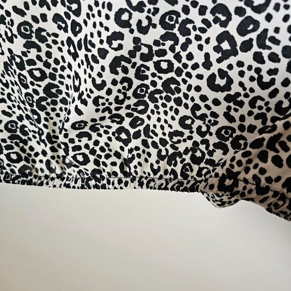 EUC LIKE NEW LOFT PRINTED SPLIT V NECK LONGSLEEVES TOP SIZE XL - Picture 5 of 13